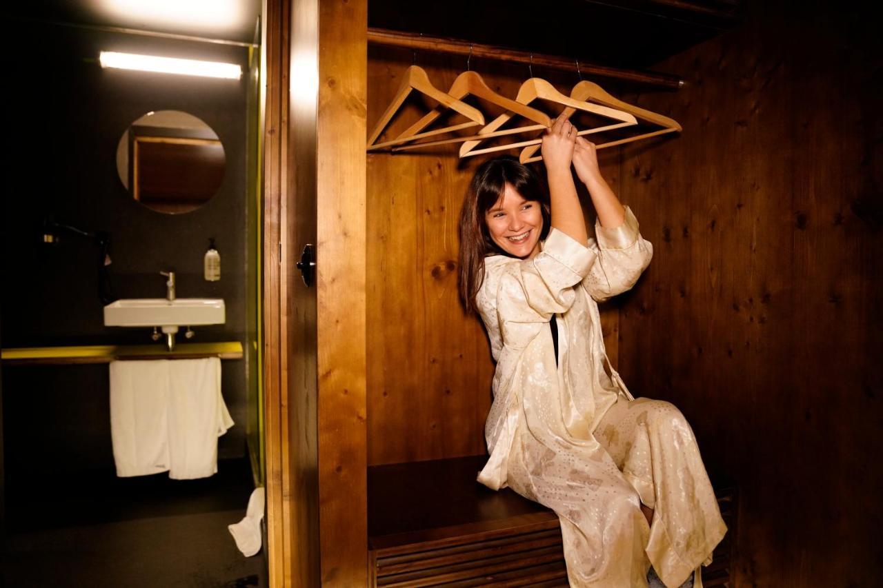 Hotel Zero Box 3*